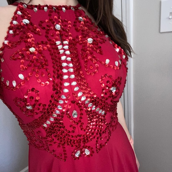 PROM SEASON!! 💄💋💃🏻 - Picture 8 of 9